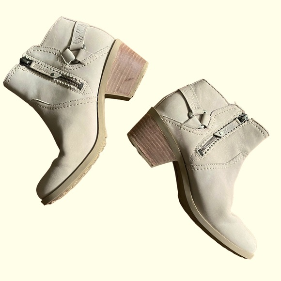 Teva Women’s Foxy Ankleboot - Picture 7 of 8